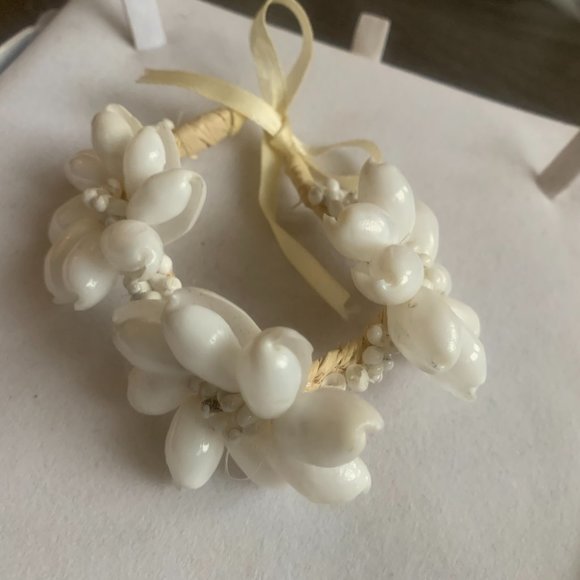 Shell bracelet - Picture 2 of 3